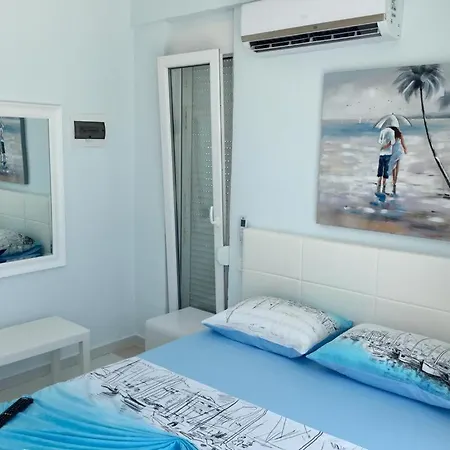 Apartment Seafront With Private Terrace *