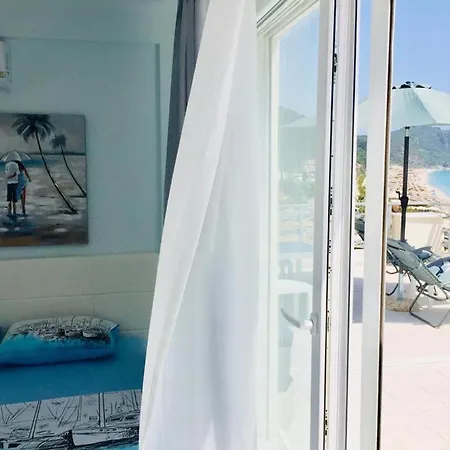 Seafront With Private Terrace